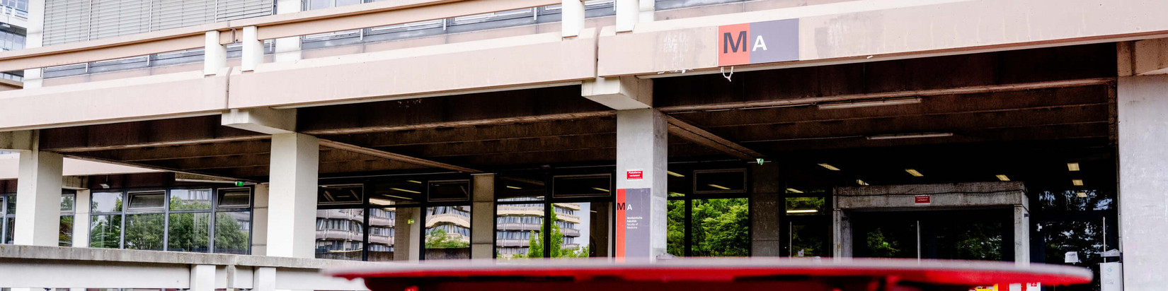 Eingang MA-Gebäude
