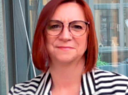 Esther Schunke-Theine, Studiendekanat OWL